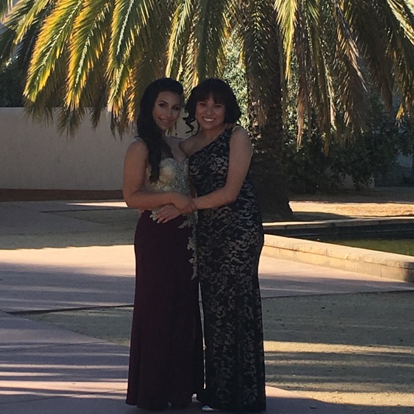 Prom dress - Picture 4 of 4